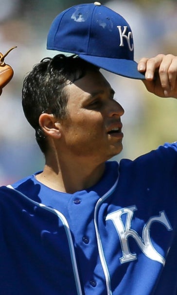 Royals' defense implodes in 8-3 loss to A's